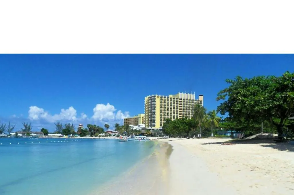 Fisherman'S Point Beach-Front Condomania Ocho Rios Aparthotel