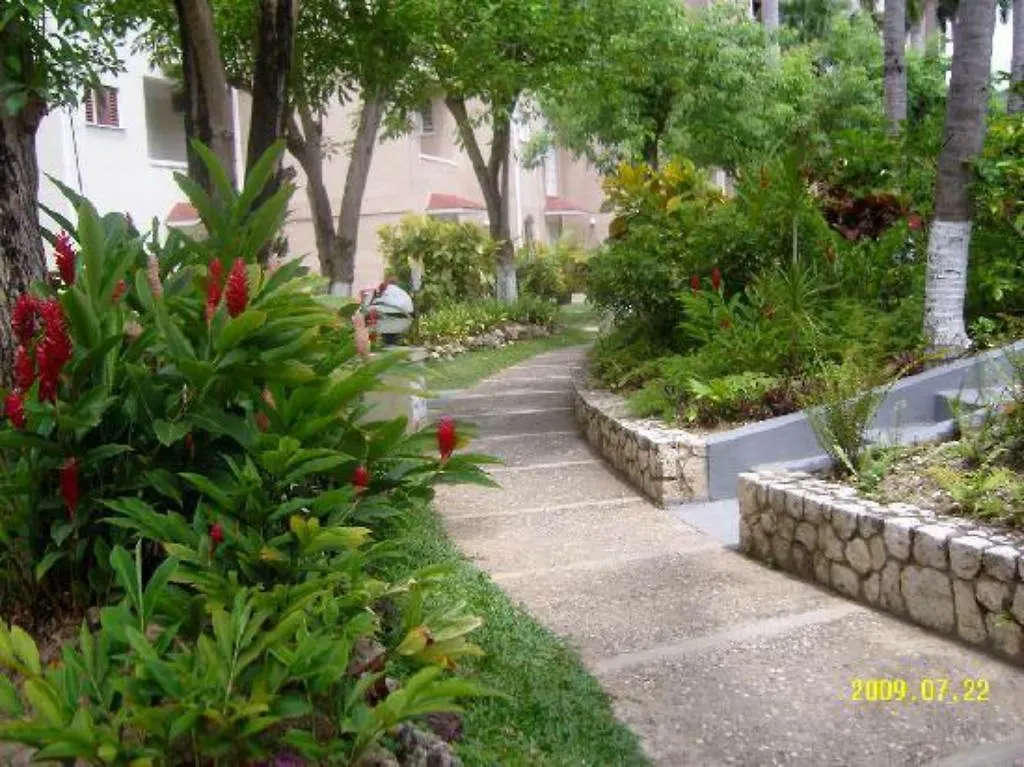 Fisherman'S Point Beach-Front Condomania Ocho Rios Aparthotel
