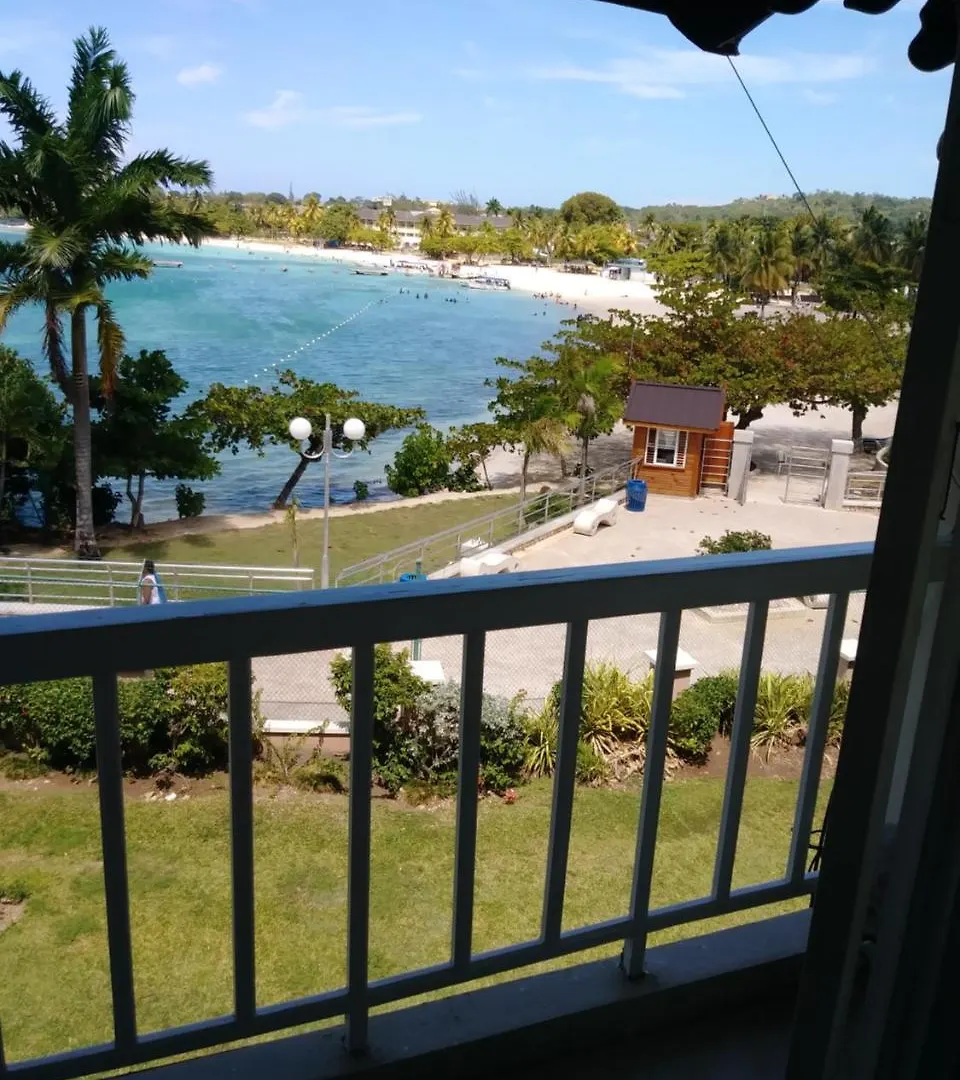 Fisherman'S Point Beach-Front Condomania Ocho Rios 3*,  Jamaica